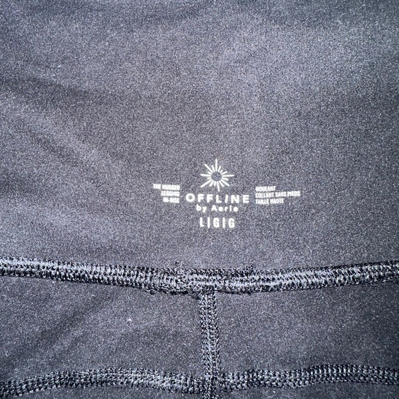 Black Aerie Offline Leggings - Picture 2 of 4